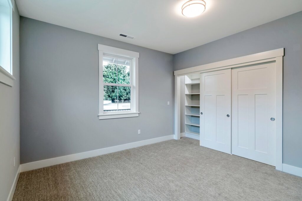 Third image of empty house room