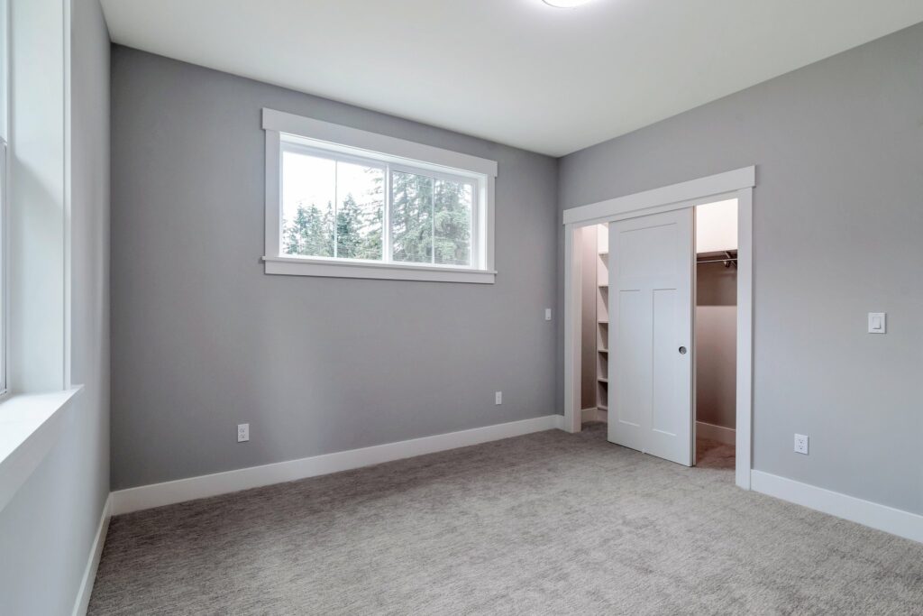 Second image of empty house room